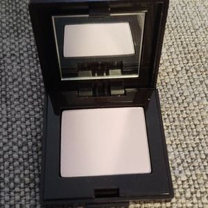 Laura Mercier powder eyeshadow single compact